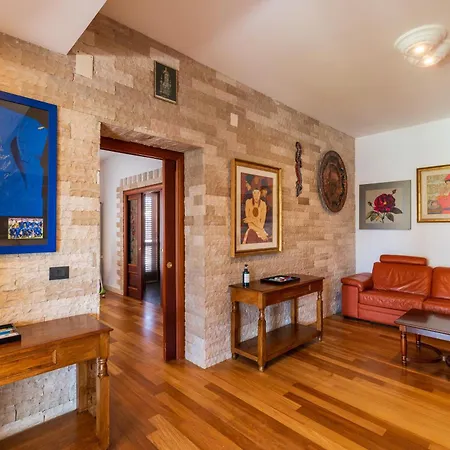 Aqua Doria * Syracuse